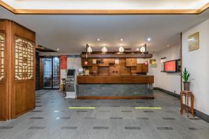 ล็อบบี้หรือแผนกต้อนรับของ Fliport Garden Hotel Wuyishan