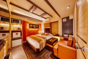 Postel nebo postele na pokoji v ubytování HOTEL Lotus Shibuya (Adult Only)