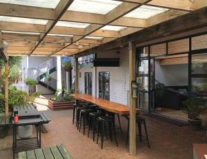 Peppertree Lodge餐厅或其他用餐的地方