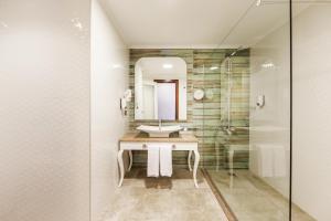 Een badkamer bij TUI Magic Life Masmavi