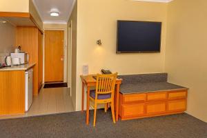 TV/Unterhaltungsangebot in der Unterkunft Comfort Inn Bay of Isles