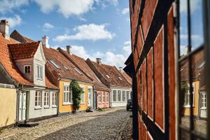 Hoone, kus puhkemaja asub