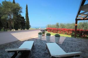 Billede fra billedgalleriet på 4 Star app Adriana with sea view and jacuzzi i Zambratija