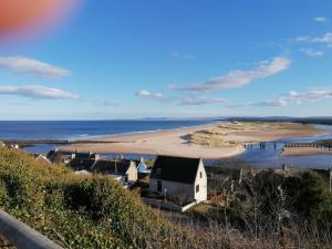 Gallery image of 1 Fulmar Road**Next to West Beach and Golf Course in Lossiemouth