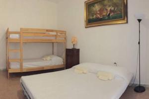 Кровать или кровати в номере Nice apartament 100m to Sea 2*floor