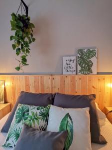 Postel nebo postele na pokoji v ubytování LC-House + 37 fotografií