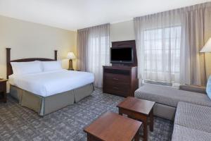 Gallery image of Staybridge Suites Lansing-Okemos by IHG in Okemos