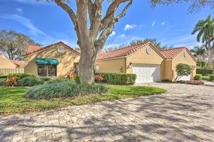 Gallery image of Cozy Naples Retreat 1 Mi to Vanderbilt Beach in Naples