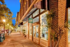 Gallery image of Savannah Hidden Gem in Savannah