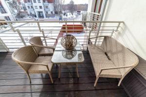 Balkón nebo terasa v ubytování Bright - Neptun Park by OneApartments