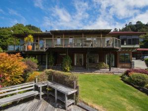 Gallery image of Tasman Hideaway - Marahau Holiday Home in Marahau