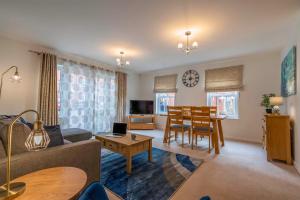 Gallery image of The Augustine - Modern two Bed Ground floor apartment with parking in Canterbury
