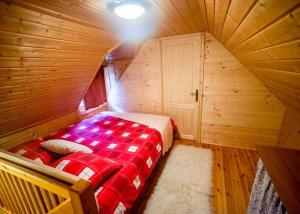 Posteľ alebo postele v izbe v ubytovaní Kedra Village