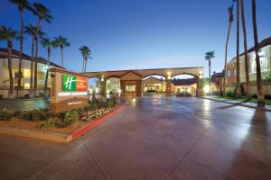 Foto da galeria de Holiday Inn Club Vacations at Desert Club Resort, an IHG Hotel em Las Vegas