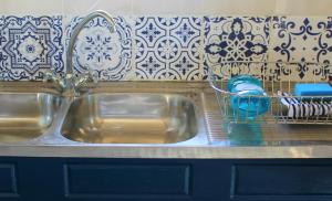 Η κουζίνα ή μικρή κουζίνα στο Willemsrivier Trekpad Guest Houses +142 φωτογραφίες