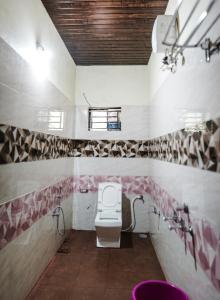 Koupelna v ubytování Viraz Valley