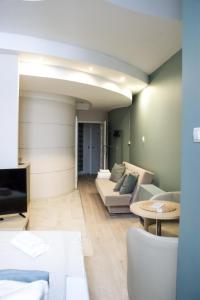 Posedenie v ubytovaní EURO-ROOM