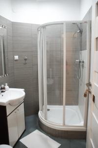 Kúpeľňa v ubytovaní EURO-ROOM + 29 fotografií