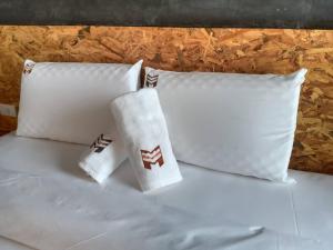 Postel nebo postele na pokoji v ubytování Modern Budget Hotel