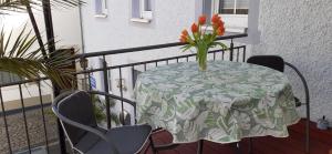 Μπαλκόνι ή βεράντα στο Ferienwohnung Ehlen im Alten Winzerhaus +16 φωτογραφίες