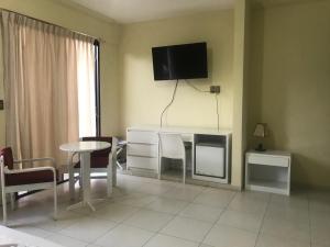 TV a/nebo společenská místnost v ubytování Hotel Viru Viru II