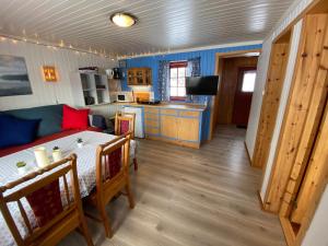 Dapur atau dapur kecil di Sandviken Camping