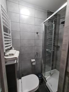 Koupelna v ubytování Hotel City Center