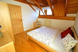 Postel nebo postele na pokoji v ubytování Landhaus Gaisriegl