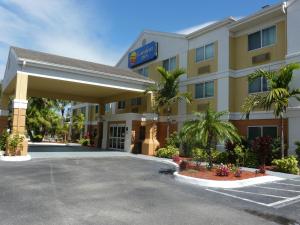 Gallery image of Comfort Inn Fort Myers Northeast in Fort Myers