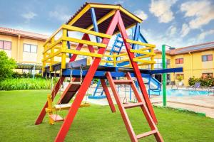 Otroško igrišče poleg nastanitve Hotel Nacional Inn Sorocaba