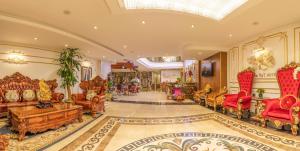 Posezení v ubytování Queen T&T Dalat Hotel