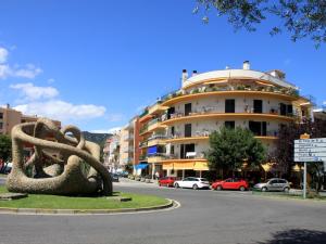 Gallery image of Apartamentos El Sol in Tossa de Mar