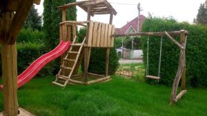 Herní místnost nebo prostor pro děti v ubytování Casa Ninfea Panzió
