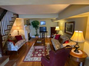 A seating area at The Inn at Lincoln Square