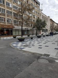 Η γειτονιά γύρω από ή μία γειτονιά κοντά σε αυτό το διαμέρισμα +8 φωτογραφίες