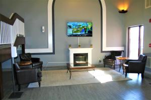 Gallery image of Quality Suites Martinsburg in Kearneysville