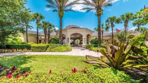 Vrt ispred objekta The Ultimate 5 Star Condo on Windsor Hills Resort, Orlando Condo 4782