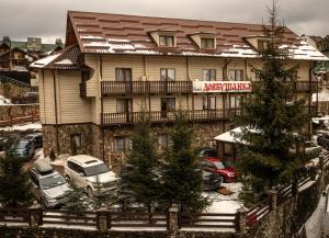 Budova, kde se hotel nachází