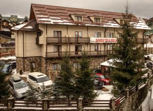 Budova, kde se hotel nachází