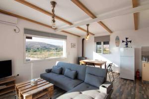 Гостиная зона в Havouli Sunset Villa