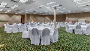 Konferenční prostory v ubytování Magnuson Grand Hotel and Conference Center Tyler