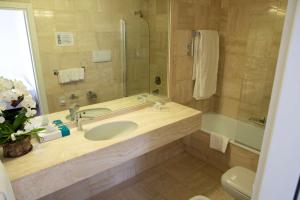 Koupelna v ubytování Etrusco Arezzo Hotel - Sure Hotel Collection by Best Western