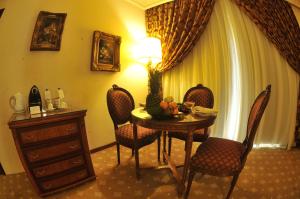 Istumisnurk majutusasutuses Serenada Golden Palace - Boutique Hotel