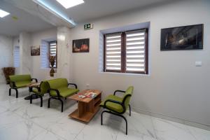 Posezení v ubytování Garni Hotel Mala Moskva
