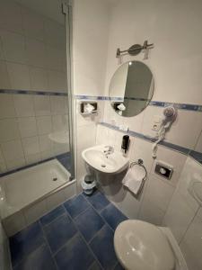 Koupelna v ubytování Gasthaus Felsenwastl