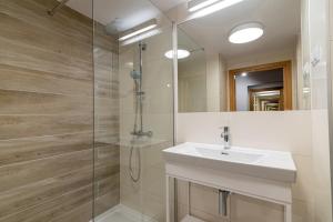 Kúpeľňa v ubytovaní Seaside Apartaments Deluxe 627