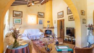 โทรทัศน์และ/หรือระบบความบันเทิงของ LA CASA DELL'ARTISTA 6, Emma Villas