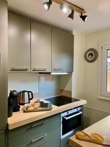 Η κουζίνα ή μικρή κουζίνα στο Le Cosy au cœur du vignoble, Eguisheim