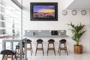 Gallery Suites & Residences Piraeus的厨房或小厨房