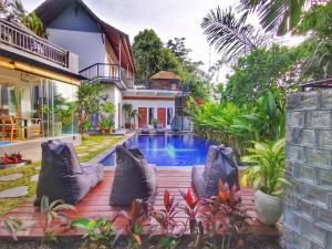 Bazén v ubytování Cornerstone Bali Coworking nebo v jeho okolí